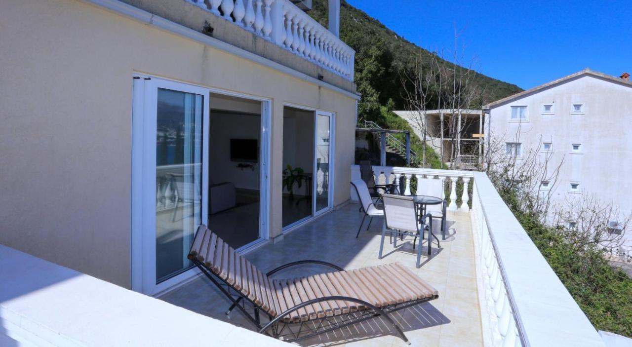 Mountain Bay Views Apartments Njivice Dış mekan fotoğraf