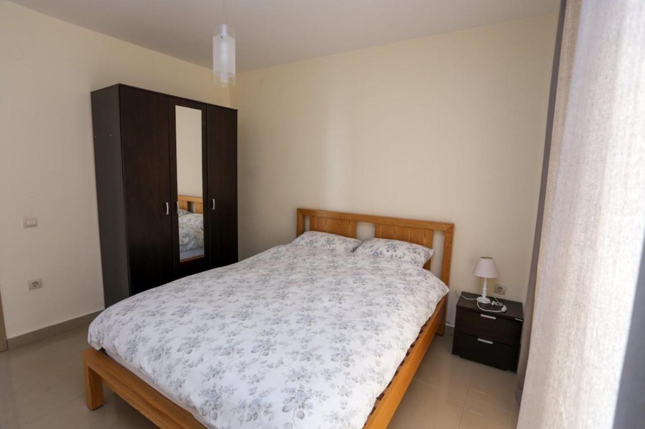 Mountain Bay Views Apartments Njivice Dış mekan fotoğraf