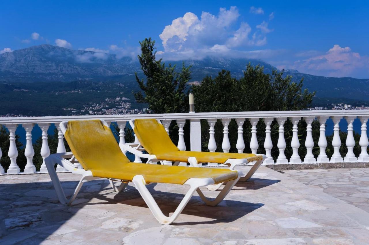Mountain Bay Views Apartments Njivice Dış mekan fotoğraf