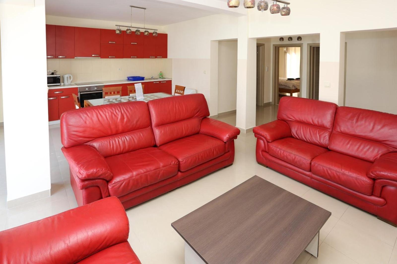 Mountain Bay Views Apartments Njivice Dış mekan fotoğraf