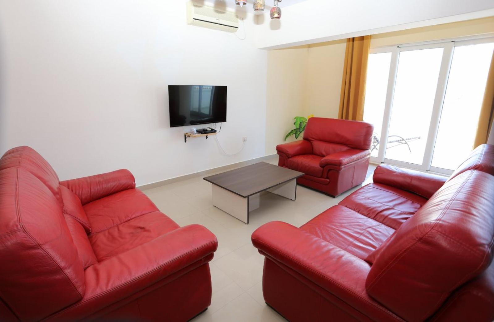 Mountain Bay Views Apartments Njivice Dış mekan fotoğraf