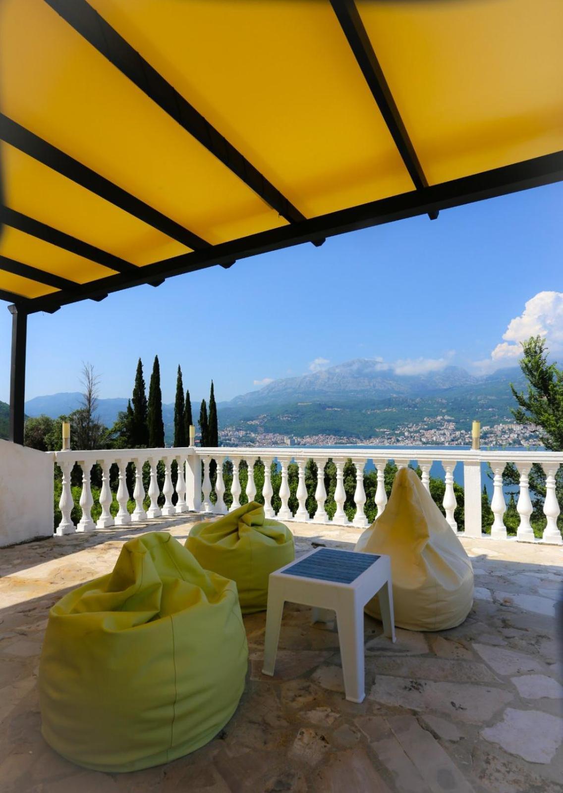 Mountain Bay Views Apartments Njivice Dış mekan fotoğraf