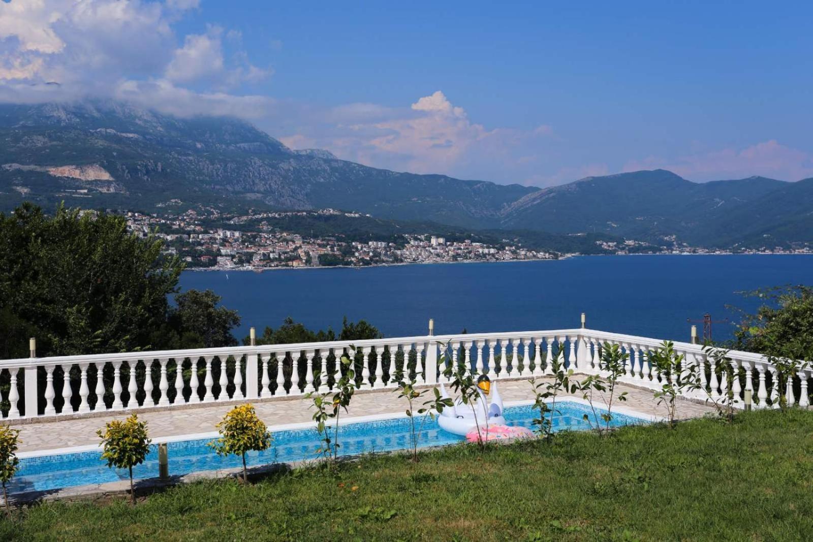 Mountain Bay Views Apartments Njivice Dış mekan fotoğraf